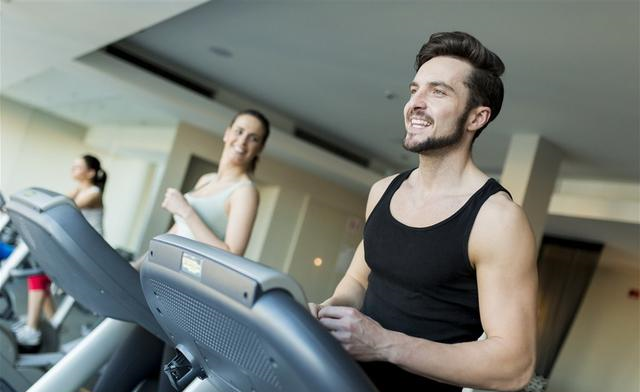 『睡眠』男性养肾见效最快的四个行为，坚持半个月，或能让肾轻松“回春”