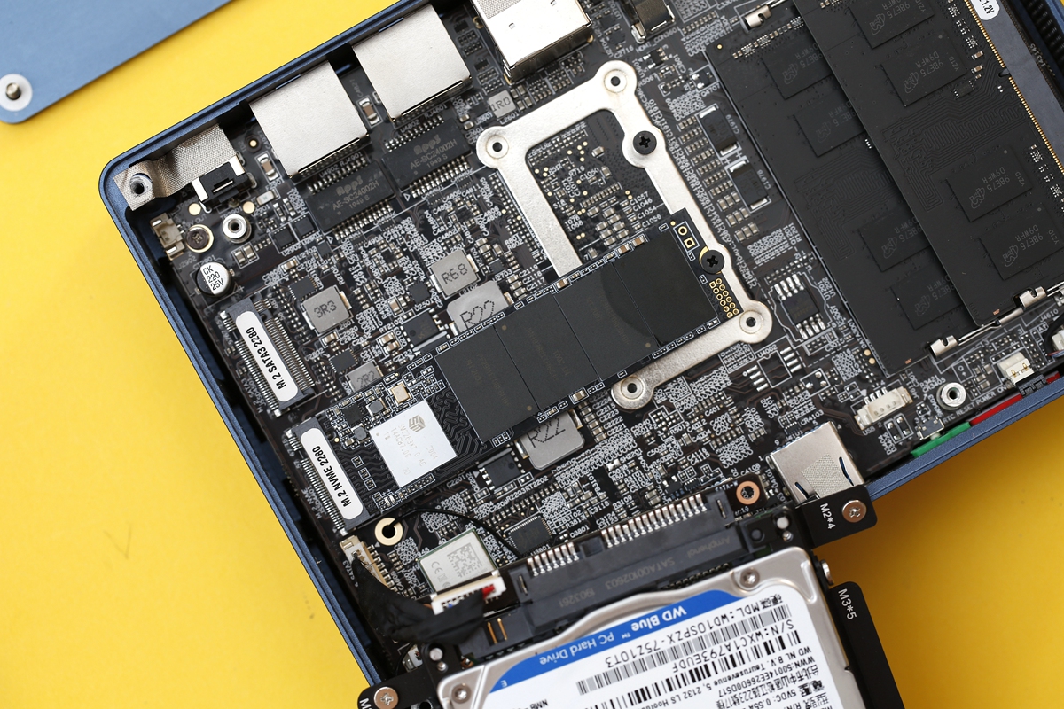 微单|零刻GTR，比iPad小一半，锐龙5+NAS硬刚ITX小钢炮