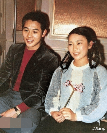 利智|跟赌王传绯闻，让李连杰苦等10年，看看利智的样子就懂了