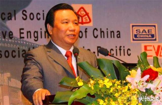 「美国」钟馨稼给美国捐1000万美元,回应:中国穷与我无关,结局如何?