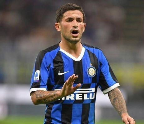 #国际米兰#峰回路转！国米或再追两中锋，马洛塔陷两难，白眼狼中场难出手