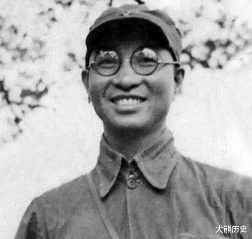 开国元勋|除了十大元帅以外,还有哪些开国元勋,有资格入选元帅级别