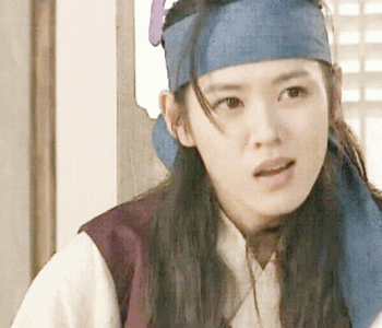 「孙艺珍」孙艺珍古装气质优雅，贵族千金、艺妓造型美成仙，被网民称为孙仙