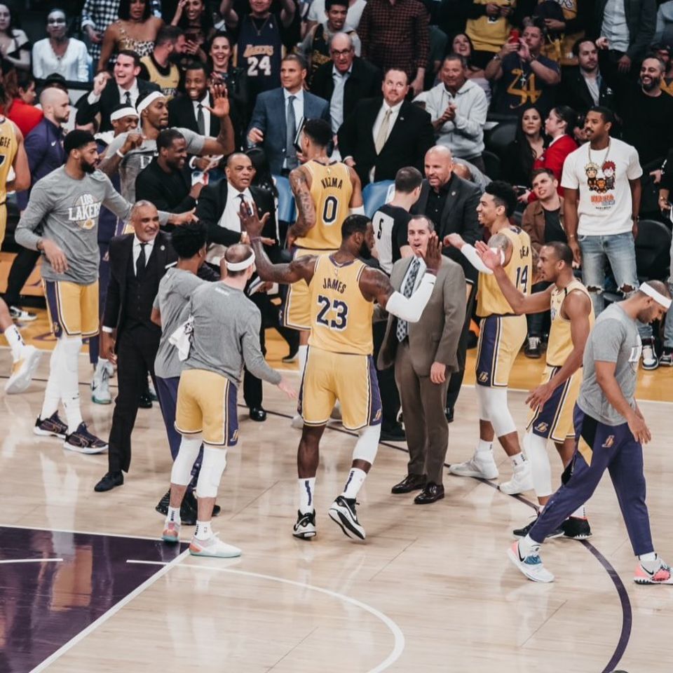 勒布朗·詹姆斯|如果詹姆斯再次拿到总冠军和FMVP，他的地位将如何？高不可攀