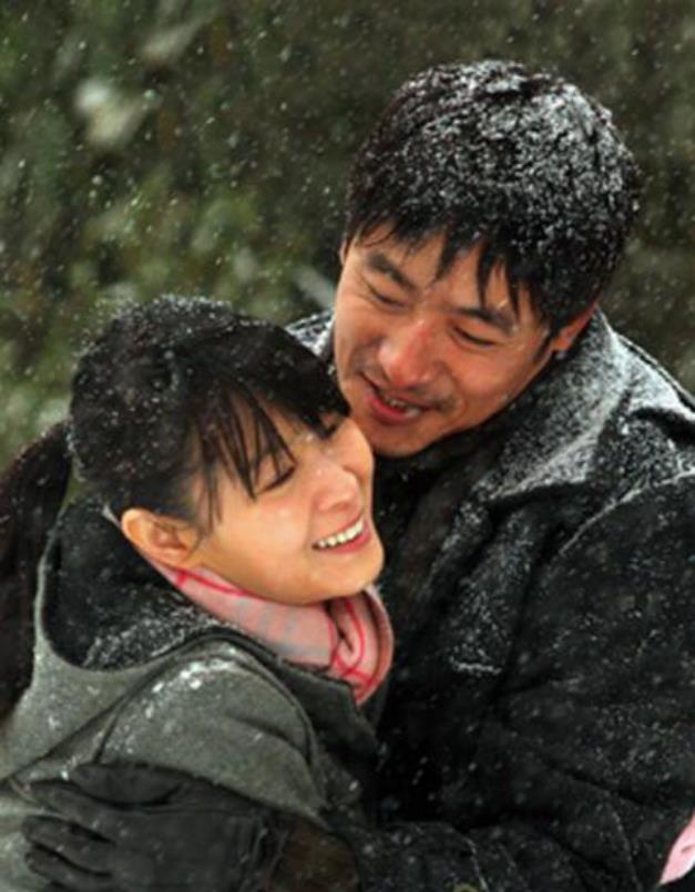 影帝@哥哥凭《伪装者》走红，弟弟拿下东京影帝，这对亲兄弟太低调了！