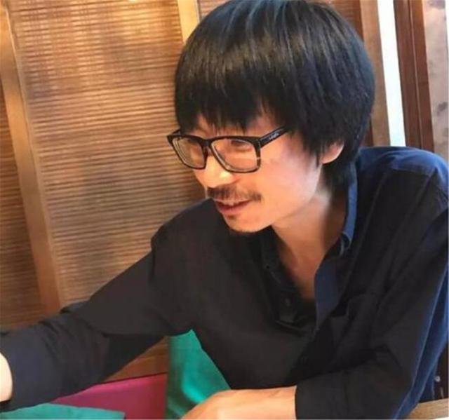 晓君侃史|浙江小伙“废话体”诗走红，让人读了忍不住笑，引来不少网友模仿