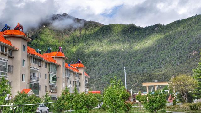 川藏公路：为何走川藏线，无论自驾者或是徒步者，都愿意在八一镇停留下来