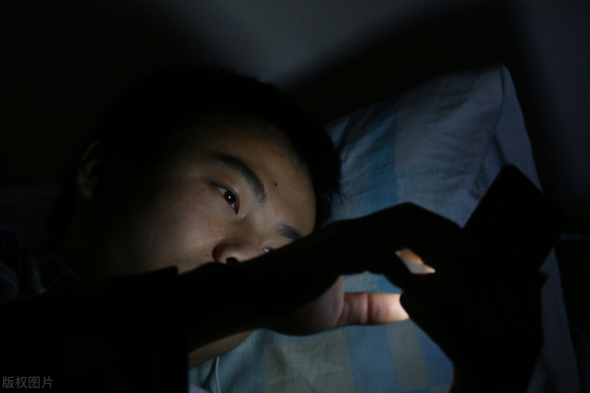 肝脏|44岁男子查出肝硬化，医生忠告：1类食物比酒还伤肝，必须重视