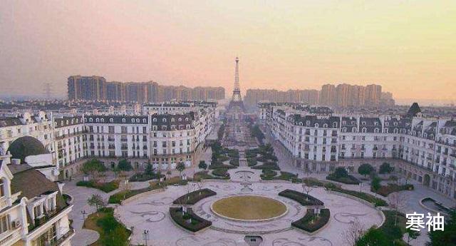 寒袖|杭州公园照搬欧洲风格，投资百亿“东施效颦”，无人买单生意惨淡