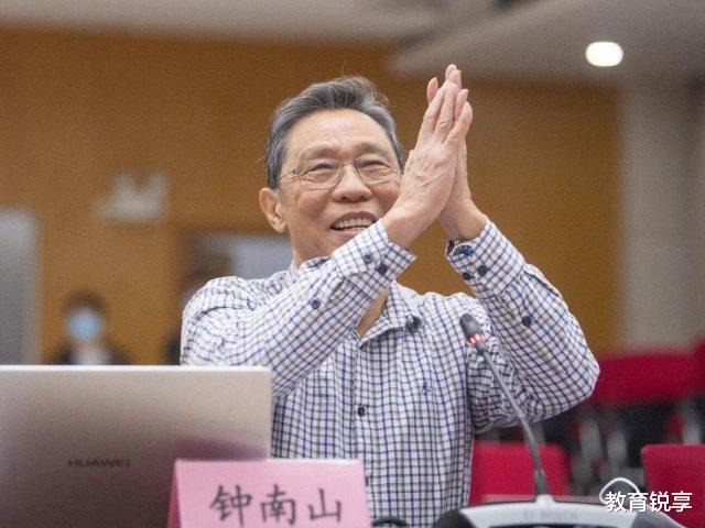 #李雪健#谁来扮演钟南山？抗疫电视剧开拍，都说李雪健合适，却忘了这个人