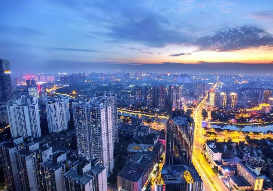 成都@成都最“惨”景区，耗资20亿花费4年修建，如今免门票也无人问津