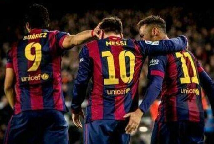 巴塞罗那|足坛5大三叉戟!巴西有3R组合,德国有三驾马车,荷兰有三剑客