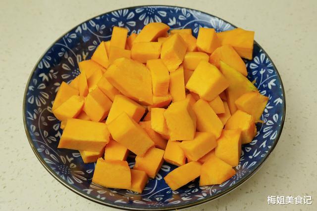 【南瓜】夏天，我经常给家人做这碗粥，清热解暑，热到没胃口就来一碗