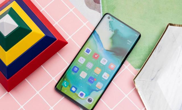 vivo|又一台旗舰正掏空用户钱包，后置四摄+6.56寸屏，体验很贴心