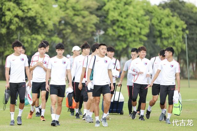 #中超#天海准入没悬念，接下要面对三大问题，放走11名主力保级堪忧