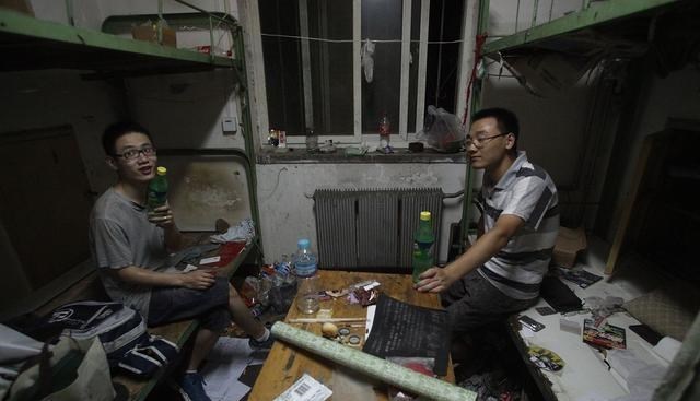 大学|开学啦，大学宿舍选哪个位置最舒服，那些最好别选，选错了苦四年