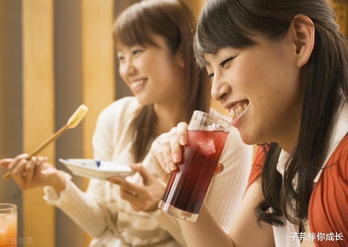 子芫伴你成长|相亲女带23位亲戚蹭饭，消费19800元，女孩：我才是受害者