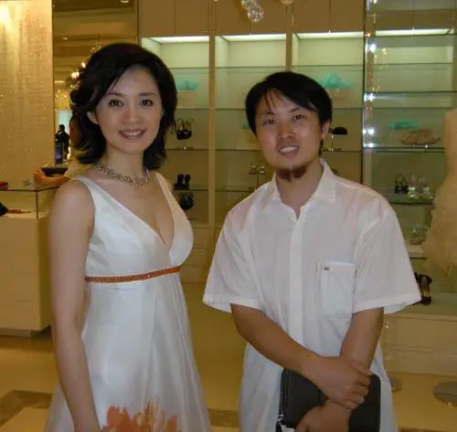 许戈辉|曾经的央视主持人被劝退，被曝私生活混乱，如今怎样了