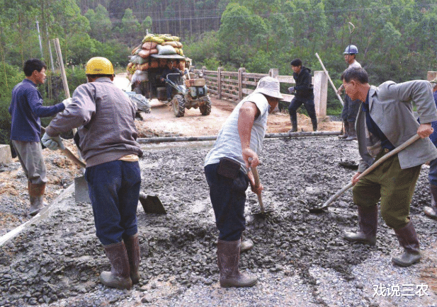 「巨蟒出山」提个醒！农村这4大项目农民无需再缴费，谁再交谁吃亏！早了解！