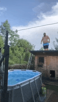 宇航员|“女性宇航员在太空会不会来大姨妈？”哈哈哈评论是直男癌晚期吧...