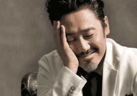 人物设定|“人设崩塌”的4位明星,前三位已被迫退圈,唯独他还扯着不放