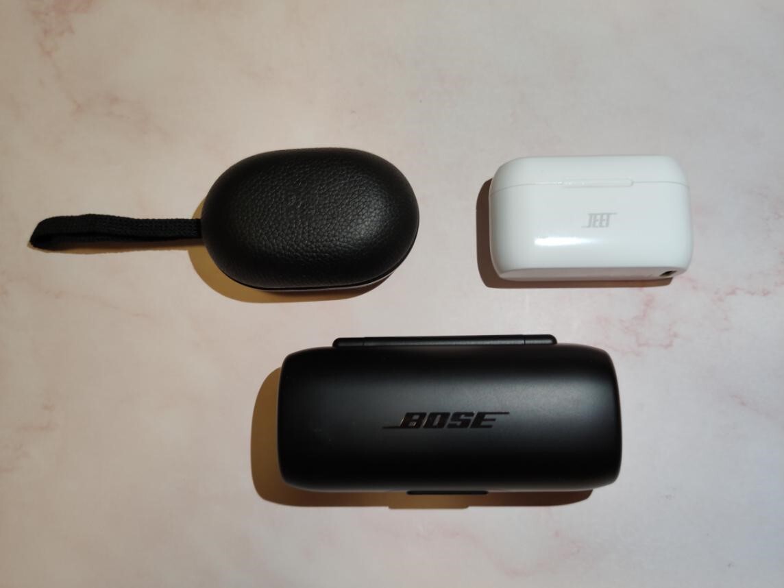 |蓝牙耳机千元和百元差距有多大？B&O、BOSE、JEET深度对比
