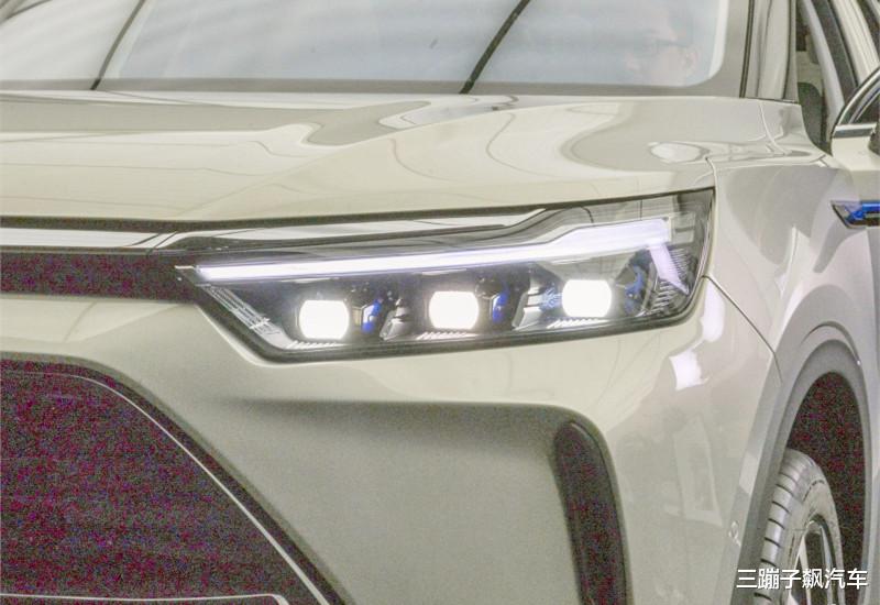 [买车]再等等！国产“X7”即将上市，一看预售价，车友：排队买车节奏！