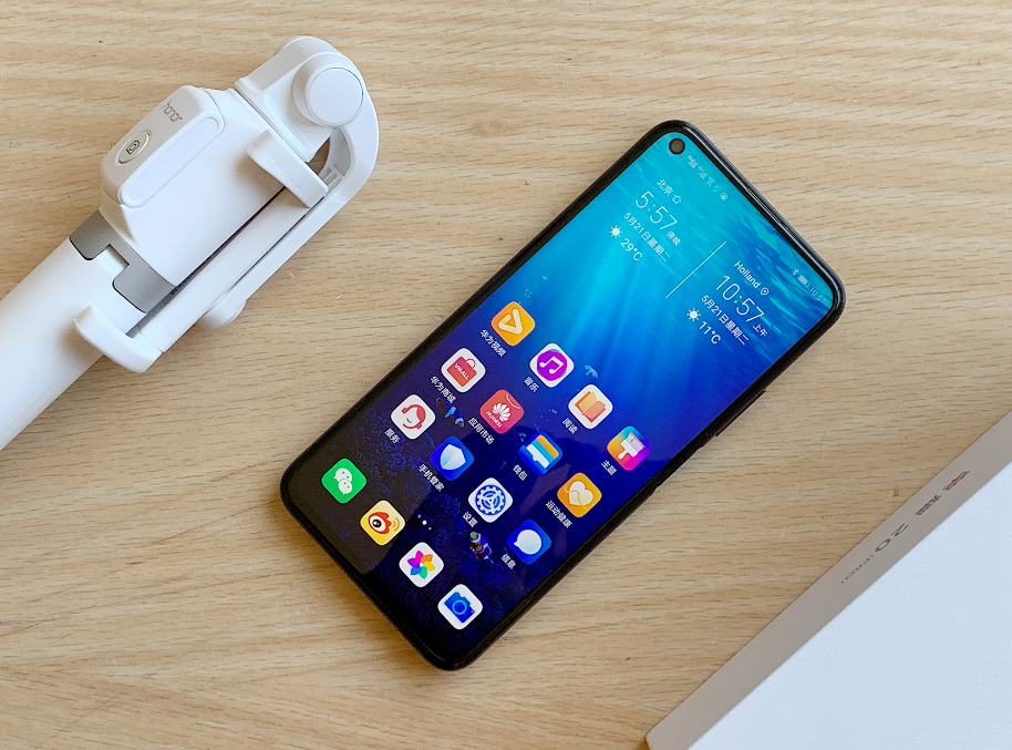 锂电池|荣耀30pro机械键盘使用感很好，夜景模式很强大，充电速度很快