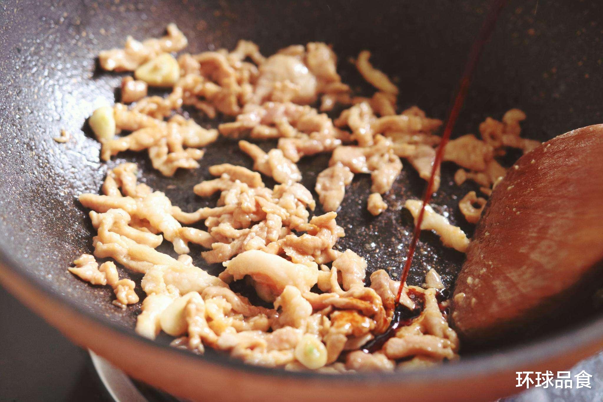 白萝卜|白萝卜和它是绝配,每天炒一盘,淡化色斑,咳嗽不咳,早食早受益