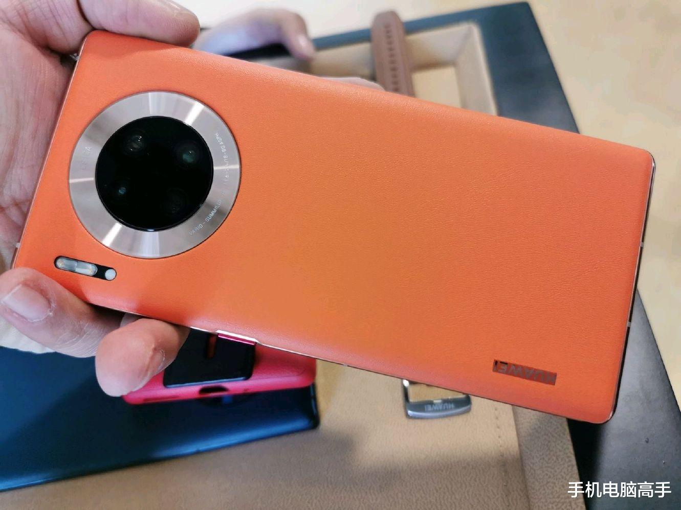 『华为手机』购买华为手机要注意，这三款机型不值得选购！网友：幸好没选！