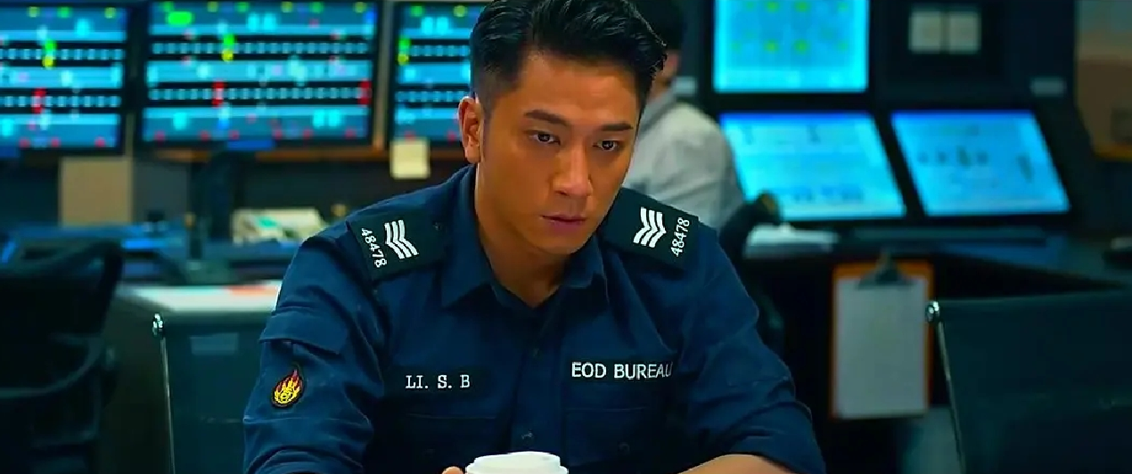 「刘德华」《拆弹专家》：赢了口碑，却输了票房，刘德华演技再好也无力回天