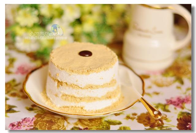 蛋糕：这个蛋糕不用模具也不用烤箱，小白也能做，用料健康，口感惊喜