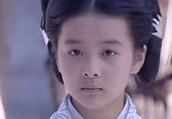 [释小龙]?她14岁把初恋给了释小龙，全网禁止她整容，今27岁长成这样？