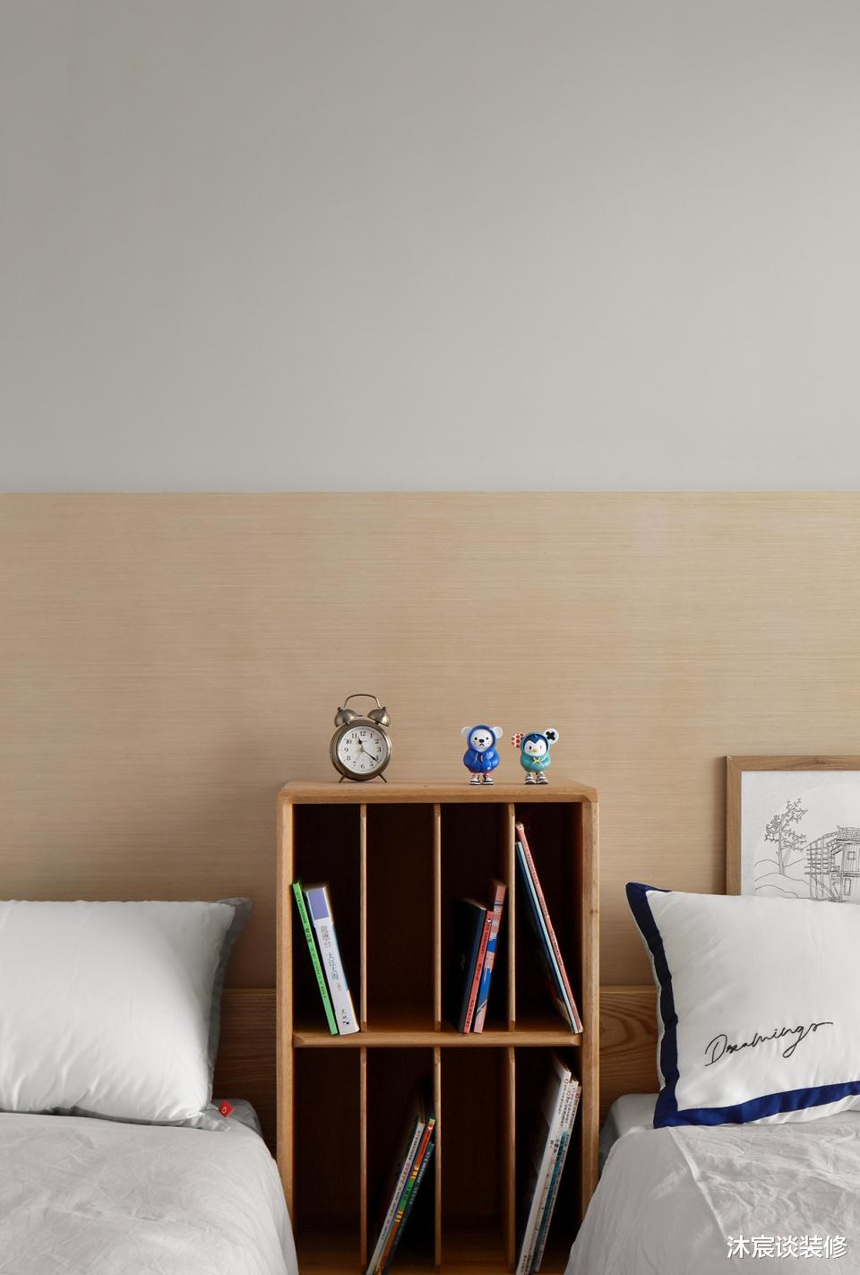 |一家四口挤进76㎡，去掉家具传统摆设，室内宽敞大气，住着很舒适