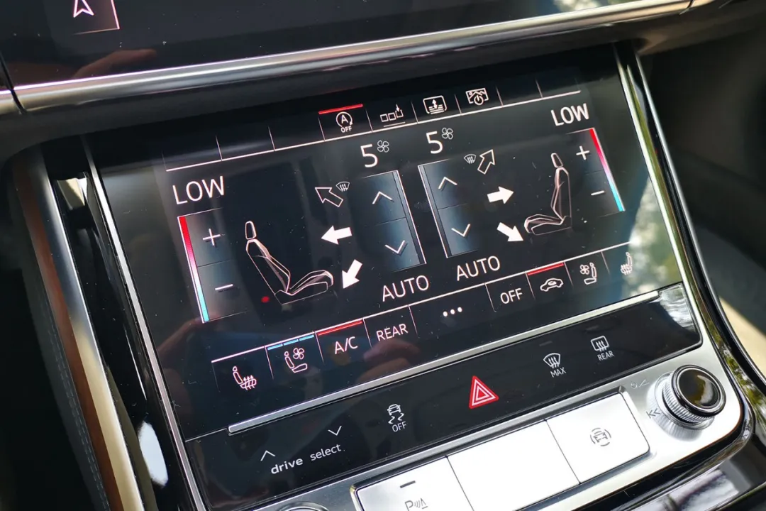 试驾|奥迪A8L试驾：5.54秒破百，只有看到车才会懂