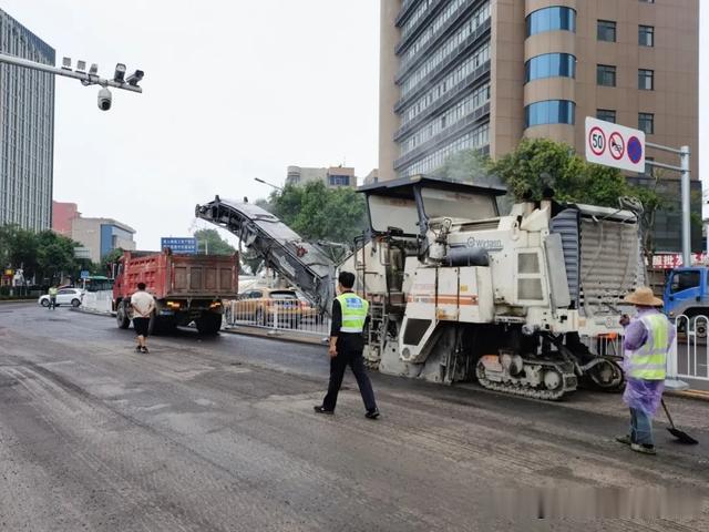 许昌|许昌三条道路“换新衣”