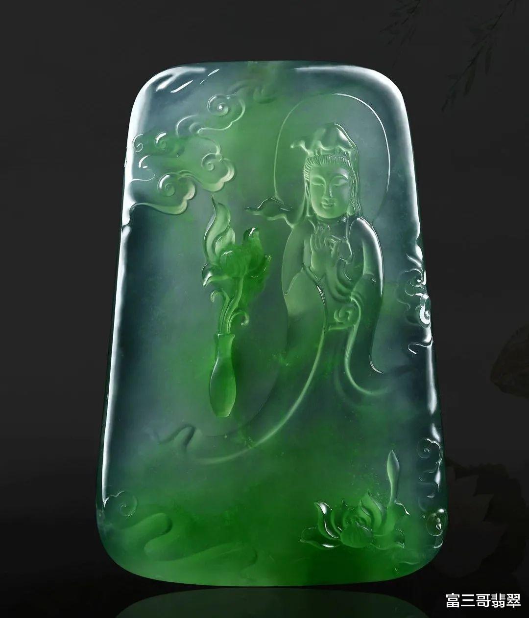 翡翠|翡翠观音都是赤脚，眼睛也是闭着的，你知道为什么吗？