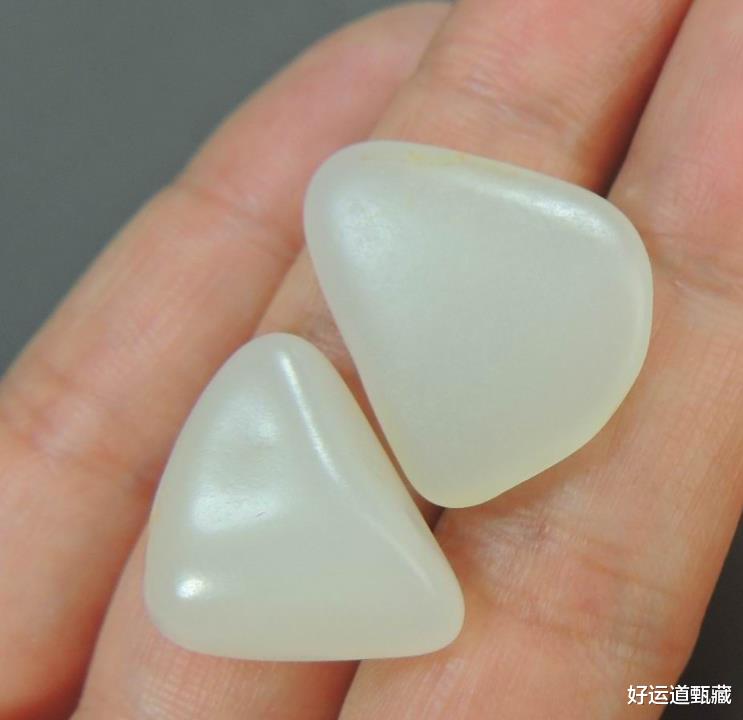 ##和田玉里的光白籽，好籽儿不长皮，真正的白玉无瑕
