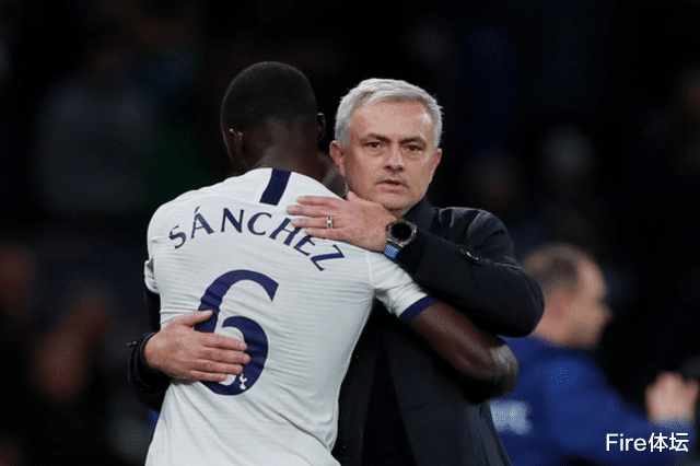 山东鲁能|热刺3-3看清争四方向！穆帅需将一人打入冷宫，要不然恐怕会下课