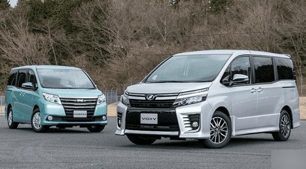 丰田埃尔法|买不起埃尔法不妨看它,丰田VOXY仅15万,油耗4L