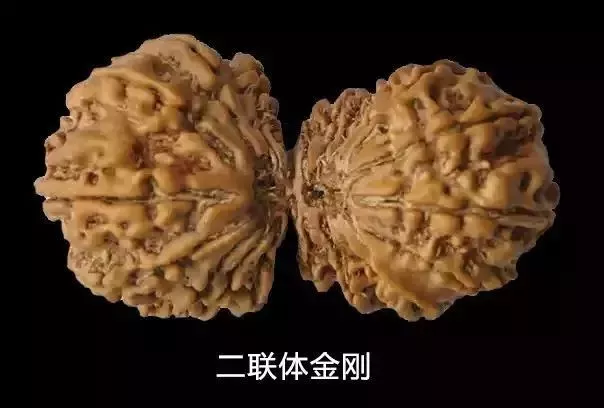 「文玩」文玩界的奇葩：这些文玩越丑越值钱，捡到千万别丢了！