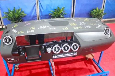 #荣耀#奔驰最便宜SUV，GLA又出新款，即将国产上市