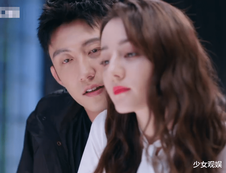 迪丽热巴@《高级定制》换剧名定档啦！见到热巴剧中造型，这部剧追定了