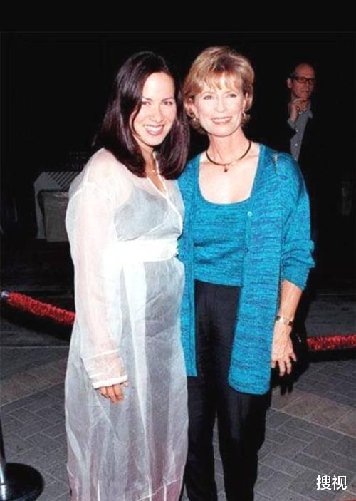 李小龙|李小龙去世后，为什么他的徒弟要娶他的老婆？原因太现实了