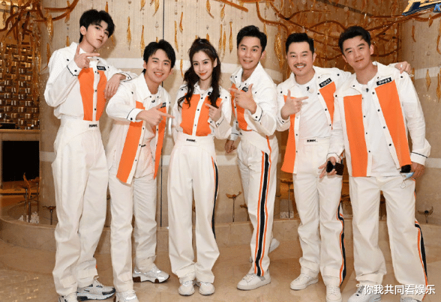 c位@《奔跑吧》终于官宣定档，看到c位的人是谁后，网友：我没眼花吧