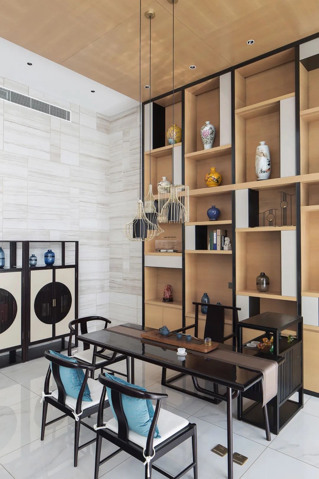 :600㎡现代轻奢,家庭影院、私人泳池,这种生活真是美滋滋