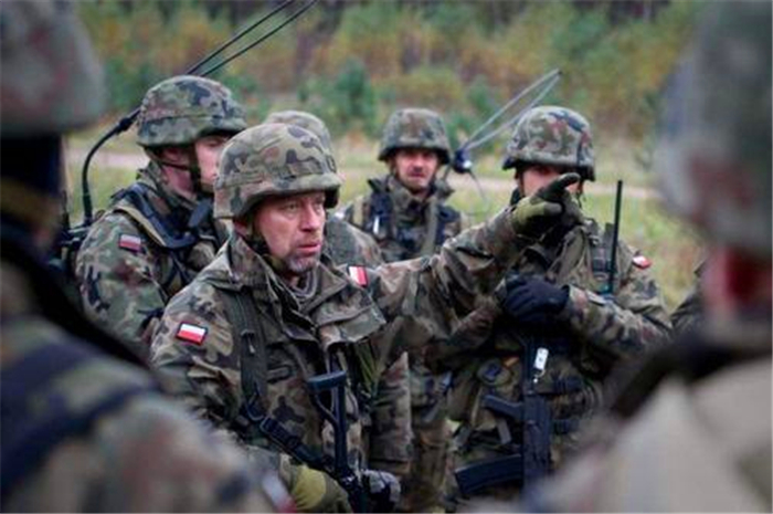 千名美軍剛入駐！波蘭突然對二號強國開出4億罰單，俄：引火上身-圖2