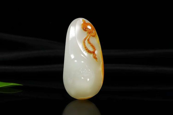 『』还不知道和田玉的“油”指的是什么吗？本篇为你详细解答~