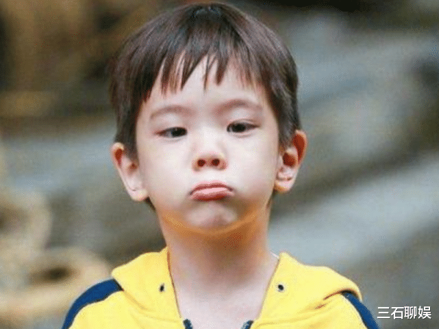 有種“基因”叫杜宇麒，小時候親爹都嫌醜，如今濃眉大眼成男神！-圖3