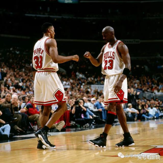 『迈克尔·乔丹』9.7分，看第一集就热泪盈眶！乔丹：篮球，我是衡量伟大的标准